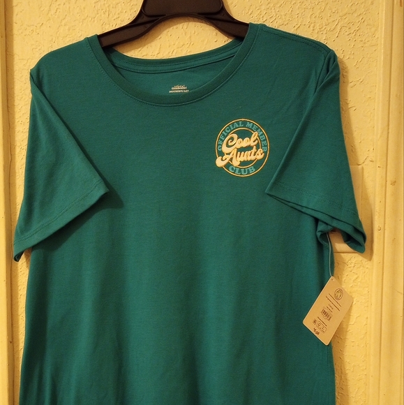 🐮 🐄 New with Tags Celebrate Aunt Short Sleeve T-Shirt - Picture 2 of 4